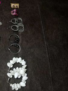 10 Necklace,8 Bangles,3 Bracelet,5 Earrings, Clips