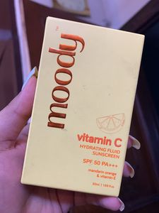 Moody Vitamin C Hydrating Sunscreen