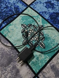 Motorola Mobile Charger 20W with original cable