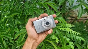 Canon SD750 Camera