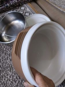 Hot line Insulated Food Container