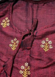 Embroidered Floral Maroon kurti ❣️