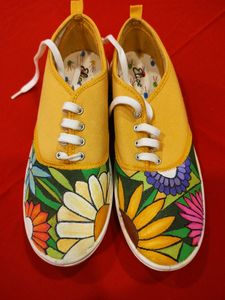 🌻🌼🌺Yellow Floral Hand-painted Shoes