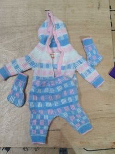 Cute Baby Knit Outfit