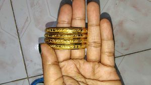 5 Different Bangles Set