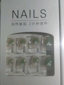 DIY Press-On Nail Bundle