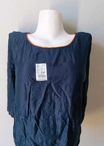 Beautiful Nevy Blue Top🎀