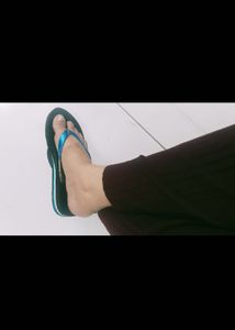 Dressberry Blue &amp; Black Flip Flops