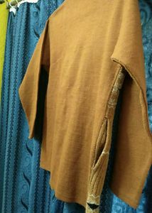 Women Woolen Cardigan.