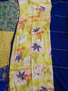 A Daily Wear Women&#39;s Kurti