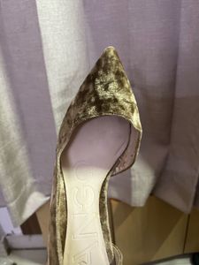 Mango Pencil Heels Good Condition