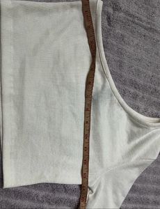 One Shoulder Crop Top Free Shorts