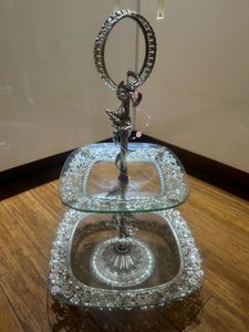 Elegant 2-Tier Serving Stand