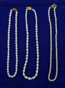 Vintage Pearl Necklace Trio