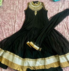 Black Sleevless Anarkali Dress