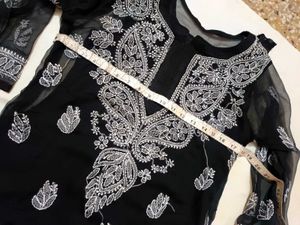 Lucknowi Chikenkari With Cotton Inner