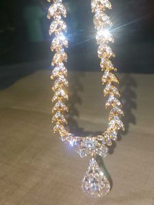 Gold With White Crystal Beautiful Jewellery Set