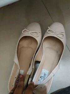 Cute Beige Ballet Flats