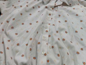 Bee Print Crop Shirt