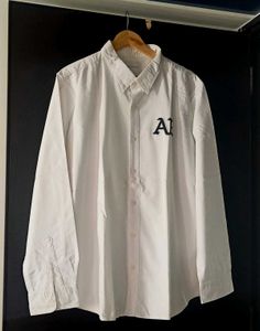 American Eagle White Shirt