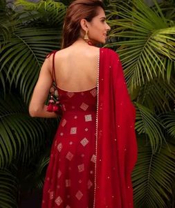 anviGold print Georgette with dupatta wit