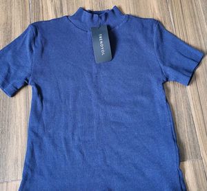 Blue Ribbed Top