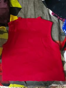 Red Sleeveless Crop Top