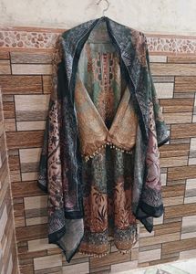 NEW paisley print suit set