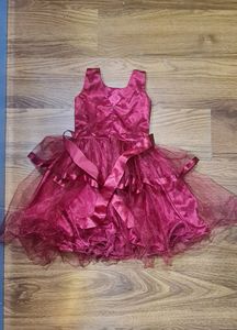 Girls Party Dress With Buckram