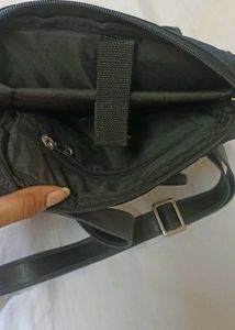 Baggit Crossbody Bag