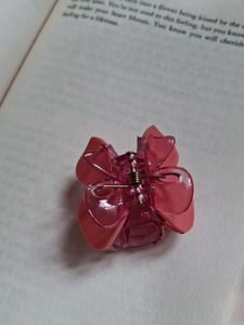 Pink Floral Hair Clips - Y2K Style 💖