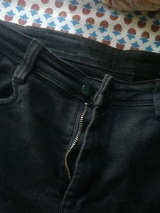 Black Skinny Jeans