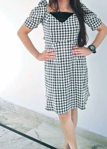 Dress In Black/White