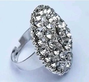 Sparkling Silver Jewelry Set