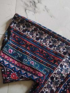 V Neck Floral Top