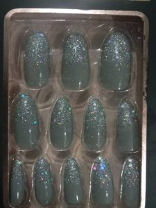 Grey nail art