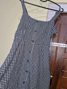 Gingham Sundress - Cute &amp; Casual Size L
