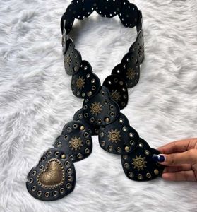 Vintage Pinteresty Y2k Leather Heart Disc Belt