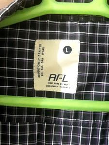 L Size Half Sleeves Shirt.