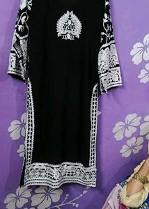 Black Embroidered Kurta set