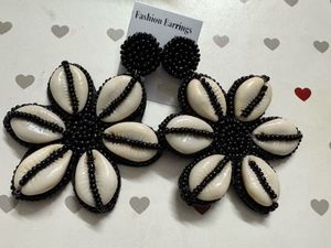 6 Pair Earrings And 1 Bangle