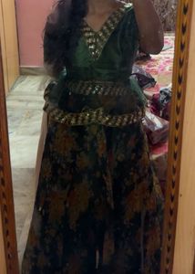 Best Mehandi Outfit