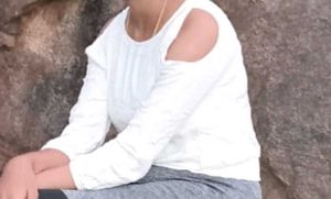 Patterned Women&#39;s Top