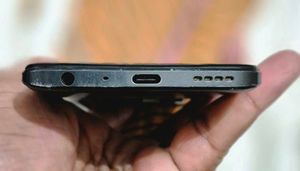 ONE PLUS Mobile CE2 Model in good condition