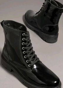 Black Boots