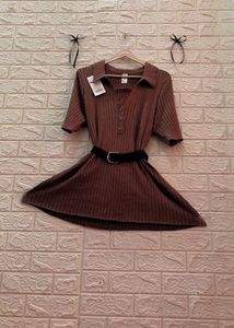 Brown Ribbed Knit Polo Top🌷🎗️