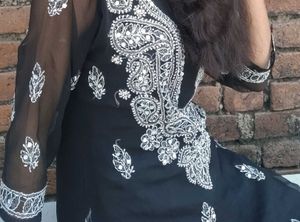 Black Embroidered Kurta
