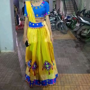 Lahenga Choli