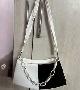B&W Colorblock Shoulder Bag