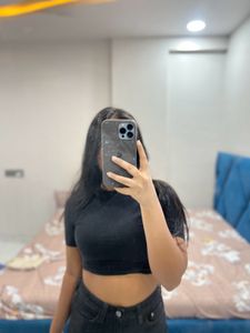 Black Cropped T-Shirt